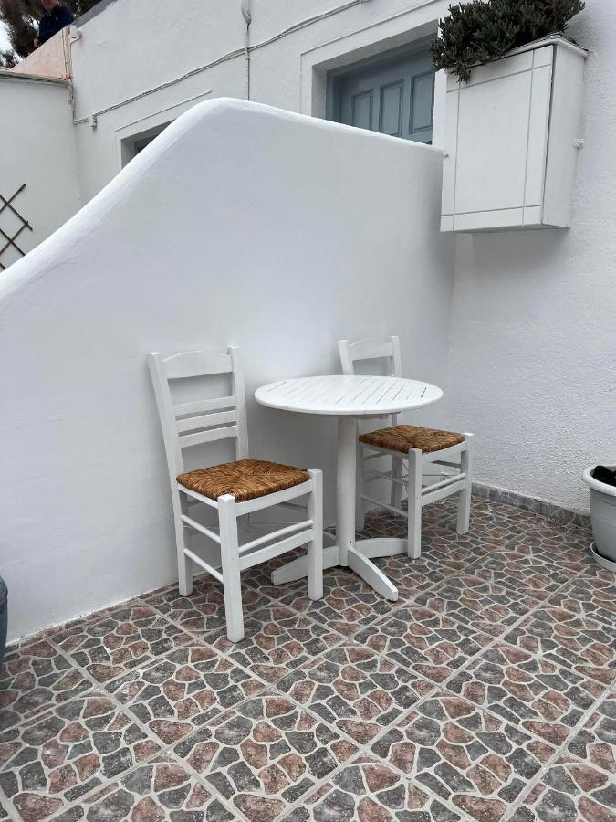 Zolfo Antico Beach Apartment Perissa Exterior foto